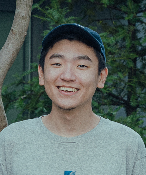 片野晃輔